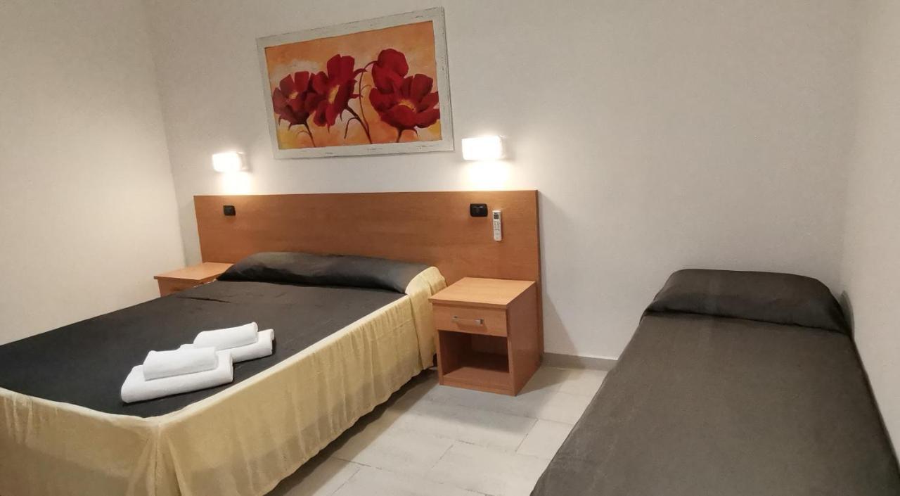 Friendship Place Рим Екстериор снимка